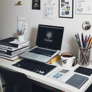 Read more about the article 5 Aplikasi untuk Membuat Blog Dengan Mudah dan Profesional